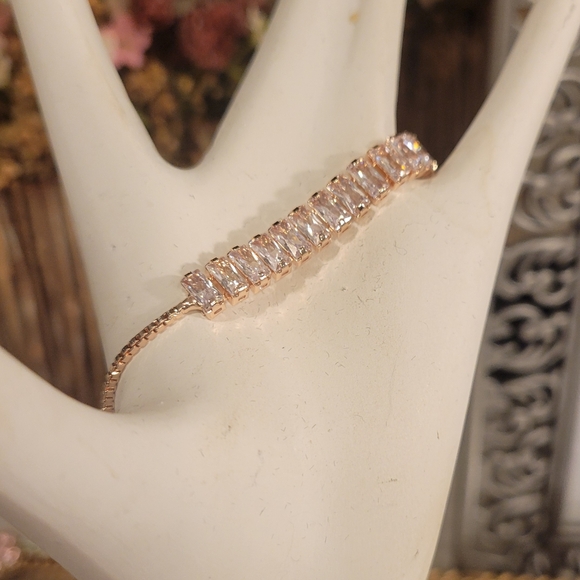 Rose Gold CZ bolo tennis bracelet with baguettes. 💎 - Picture 2 of 11
